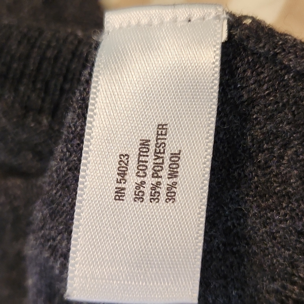Gap sweater - Picture 3 of 5